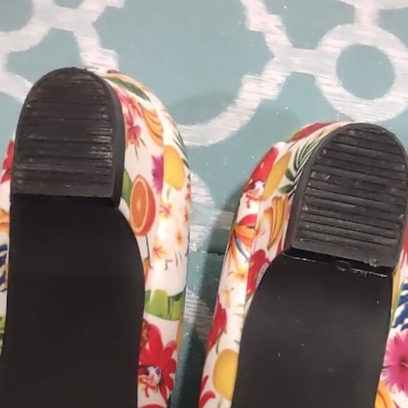 SOFT STYLE HUSH PUPPIES LOW HEEL PUMP TROPICAL FRUIT PRINT SUMMER SIZE 7 1/2 - Picture 7 of 11